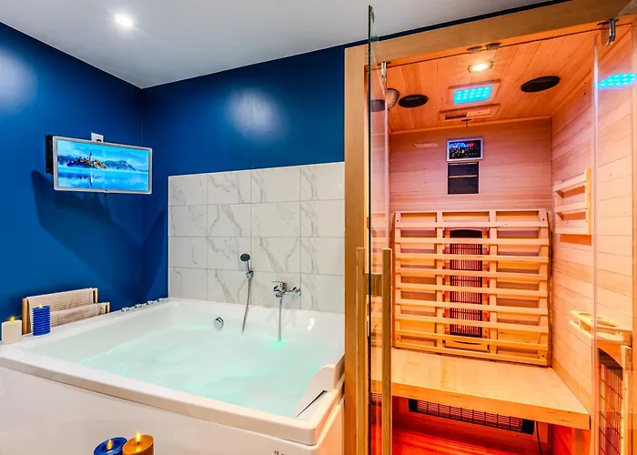 Hyper-centre, Entre Ciel Et Mer, Et Sauna 아파트