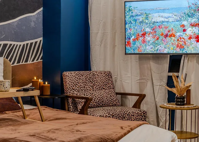 Hyper-centre, Entre Ciel Et Mer, Et Sauna