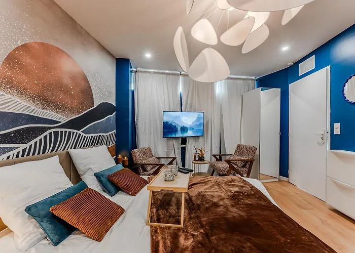 Hyper-centre, Entre Ciel Et Mer, Et Sauna